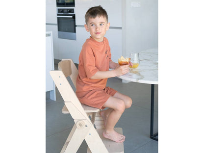 BusyKids Montessori -kasvava tuoli – valmistajan tuotekuva