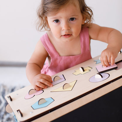 BusyKids Activity -leikkimökki – valmistajan tuotekuva