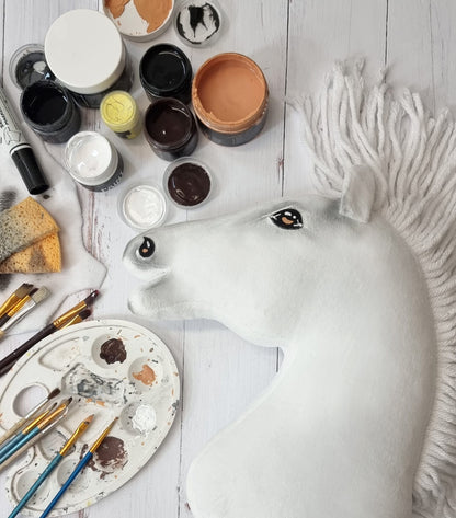 Super Hobby Horse Premium A3 – valkoinen – valmistajan kuva 12; kuvan varusteet eivät määritä paketin sisältöä